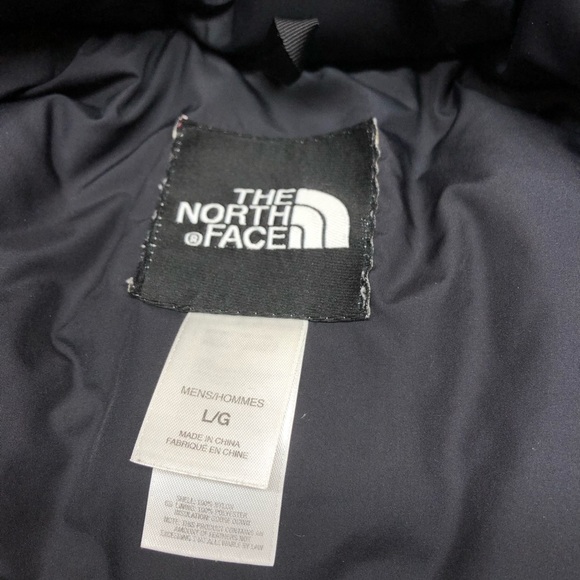 The North Face Nuptse Puffer Vest - Picture 3 of 8